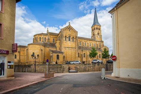 L église Du Sacré coeur De Charolles Bourgogne France Photo éditorial