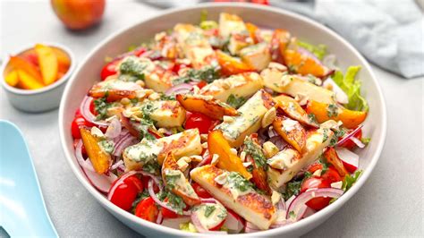 Einfaches Rezept Gegrillter Halloumi Pfirsich Salat