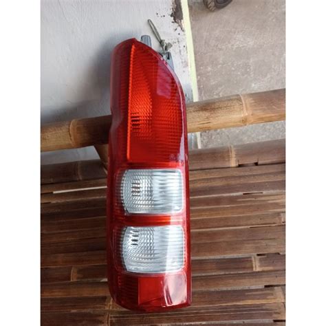 Jual Stop Lamp Lampu Belakang Toyota Hiace 2010 2011 2012 2013