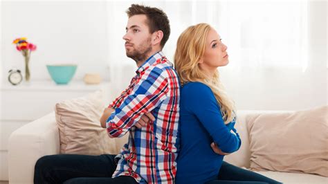 Top 16 Unhappy Marriage Signs And What To Do About It Smart