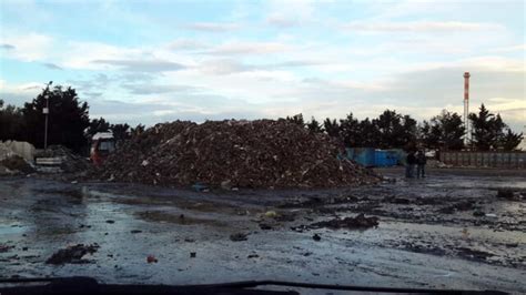 Incendio In Ditta Di Stoccaggio Rifiuti Nella Zona Industriale Di