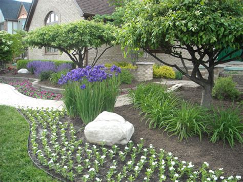 West Bloomfield Landscaping Condo Landscaping Brick And Stone