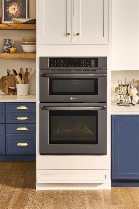 LG Combination Double Wall Oven is Perfect for Families!