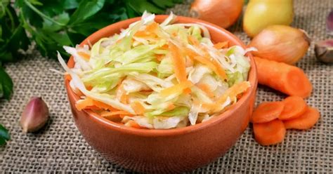 Ensalada de repollo y zanahoria: ¡Deliciosa opción agridulce!