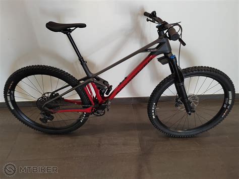 Mondraker Foxy Carbon R Mind 2022 Horské celoodpružené bicykle