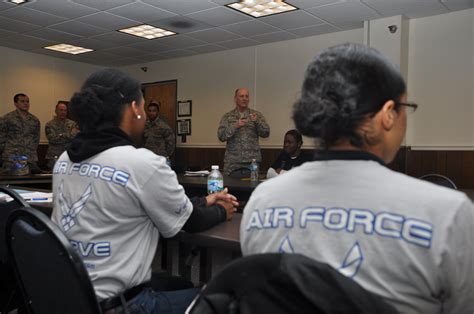 Afrc Commander Visits Th Air Refueling Wing Th Air Refueling