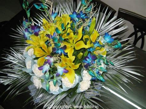 Blue Orchid Bouquet | itslife.in