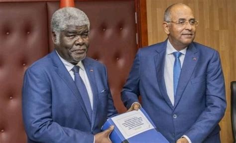 Le nouveau Premier ministre Robert Beugré Mambé officiellement en poste