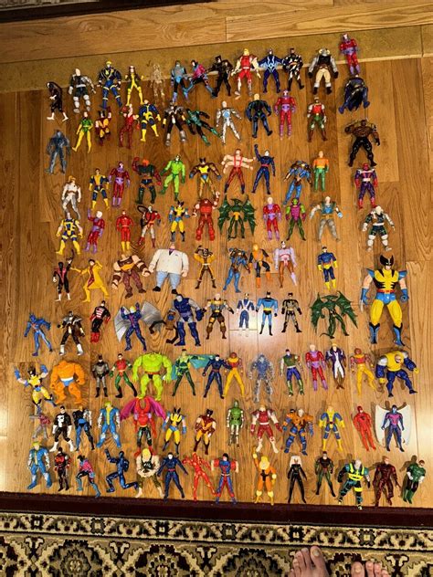 Lot Huge Toy Biz 1990s X Men Wolverine Etc Action Figures 109 In