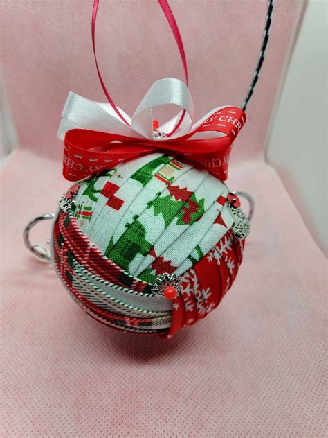 Trinity Knot – Christmas – Joey's Creations