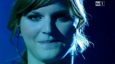 Sanremo Story 2013 Chiara Galiazzo Canta Almeno Tu Nell Universo Di