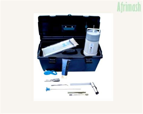 Complete Artificial Insemination Kit For Cattle With Plastic Case And Mt30 54 Thawing Unit