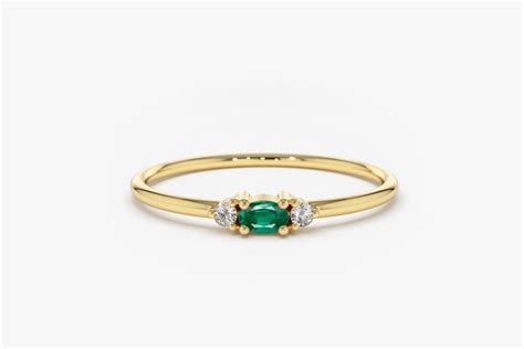 Emerald Ring / Oval Emerald Ring / 14K Gold Oval Cut Emerald With ...