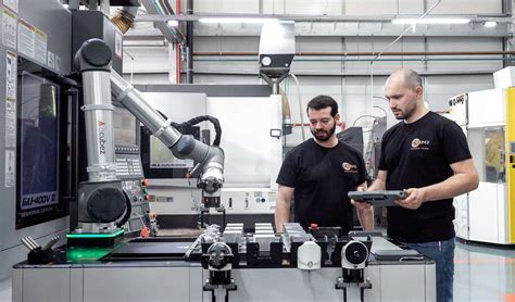 CNC Robot Boosts Productivity Automated Milling Machine