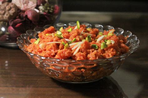 Gajar Halwa/Carrot Halwa | flavours of my kitchen