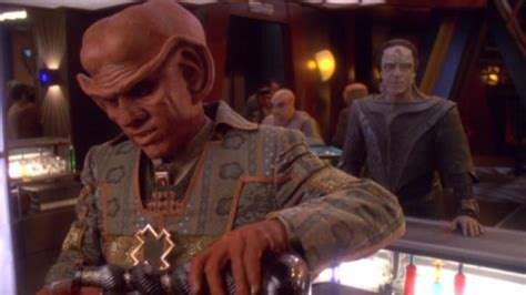 Star Trek S Quark How Many Businesses Does The Most Famous Ferengi Own Giant Freakin Robot