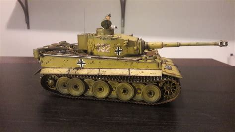 German Tiger I Early Production Tank Plastic Model Tank