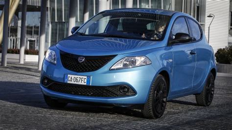 Lancia Ypsilon Mild Hybrid Consumi Prezzi Promozioni Motorbox