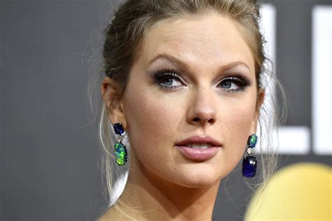 Taylor Swift Without Bangs