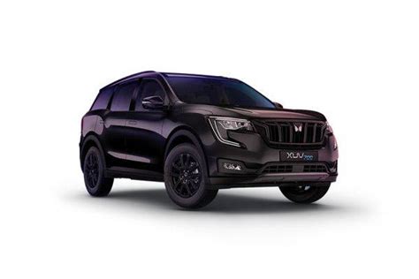 Mahindra XUV700 Napoli Black Colour