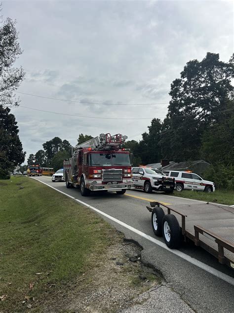 Crash Closes Road In Prince George County Wric Abc 8news