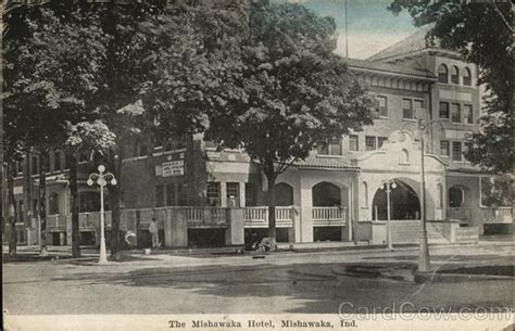 View of Mishawaka Hotel Indiana Postcard