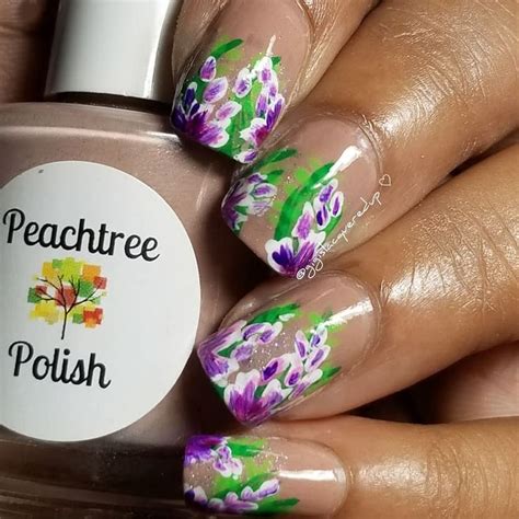 Gigislacqueredup “here Is My Mani For This Months Freehand Robin