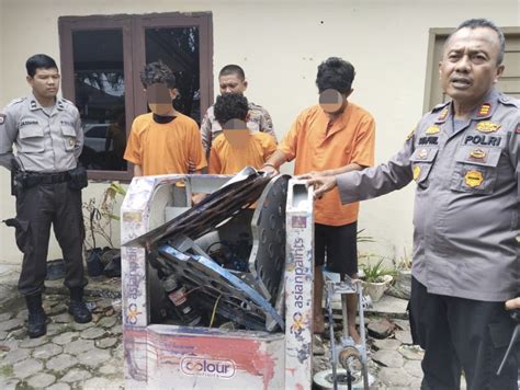 Polsek Bukit Raya Berhasil Menangkap DPO Kasus Pencurian Toko Bangunan