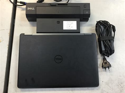 Laptop Dell Latitude E7470 W Charger And Docking Station Appears To Function