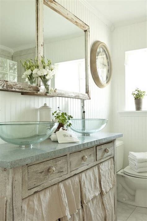 Wonderful Ideas For Decorating Your Bathroom In Shabby Chic Style