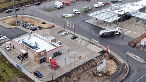 Nach Eröffnung Staugefahr am Burger King NNN