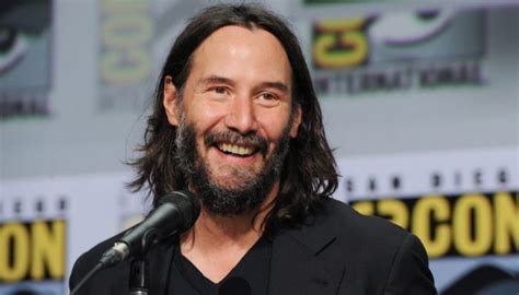 Keanu Reeves S Est Pr Sent Au Mariage Du Couple En Tant Que Visiteur