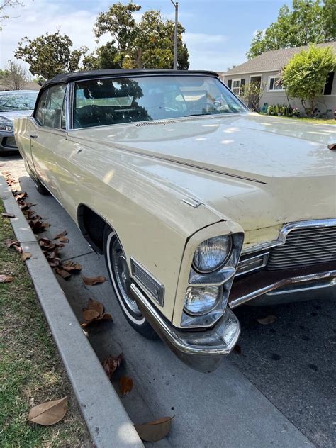 1968 Cadillac DeVille Convertible Coupe Yellow RWD Automatic n/a ...