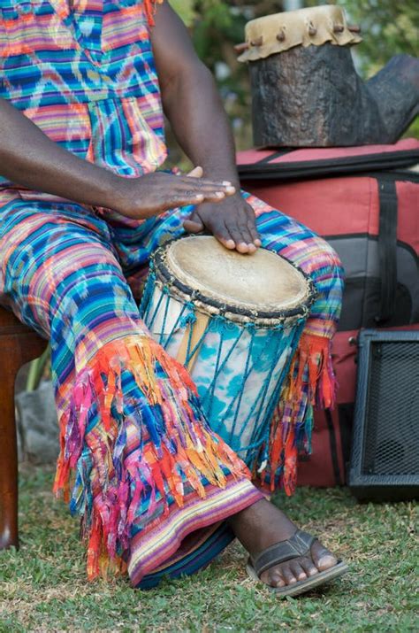 Jogador Africano De Djembe Foto De Stock Imagem De Percussionista 22256066