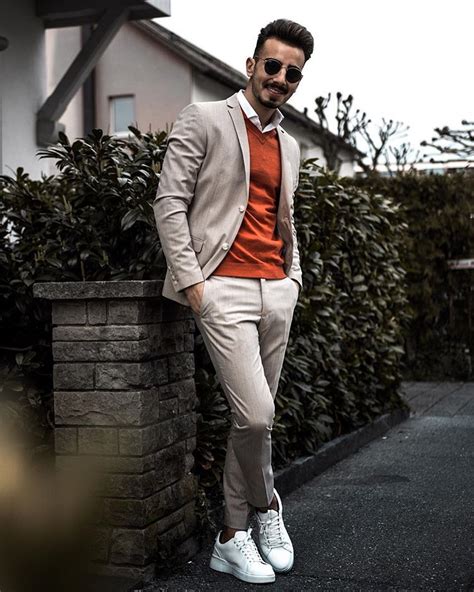 How To Wear White Sneakers With Suit Uvmensfashion Suits And Sneakers Mens Outfits White