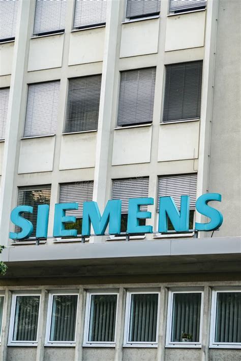 Siemens AG Headquarters in Berlin, Germany Editorial Photo - Image of ...