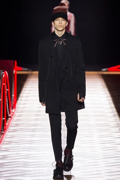 Sfilata Moda Uomo Dior Homme Parigi Autunno Inverno Vogue