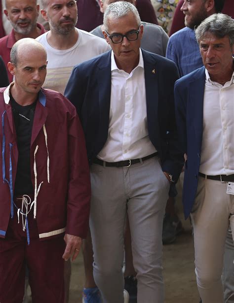 Gingillo Corre Il Palio Con Zio Frac Il Capitano Ricci Spera In