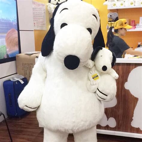 Peanuts On Twitter Snoopy Peanuts Gang Snapchat