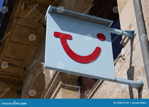 Tui Logo Brand Red And Blue Smiling Sign Of Office Travel Agents Store