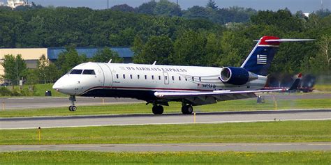 Bombardier CRJ 200 - Price, Specs, Photo Gallery, History - Aero Corner