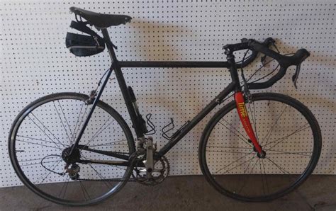 Lot Black Trek Carbon Fiber Road Bike