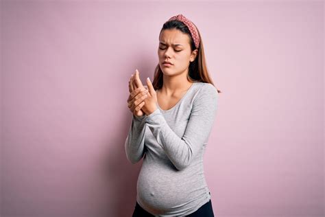 Carpal Tunnel Syndrome During Pregnancy - Being The Parent