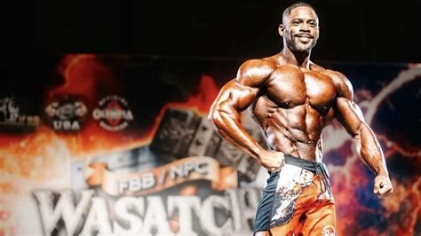 Aundre Benson Wins 2024 Los Angeles Grand Prix Pro Mens Physique Show