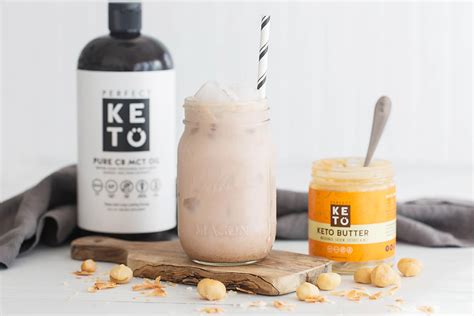 17 Nutritious Keto Smoothies For All-Day Domination