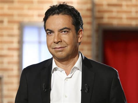 C à vous victime d un problème de santé Patrick Cohen quitte e