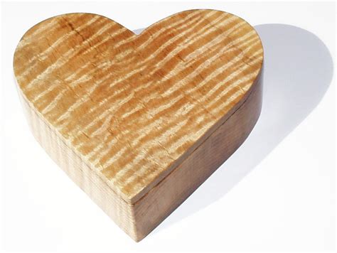 Wooden Heart Shaped Wooden Jewelry Box PDF Plans