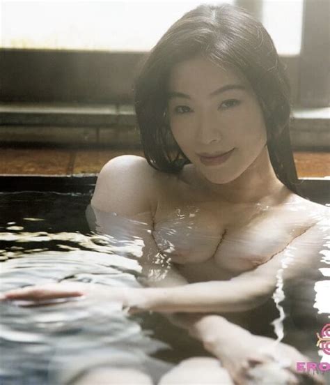 Very Lovely Asian Women Image Porn Pic