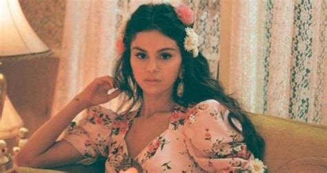 Selena Gómez sorprende a fans con su sencillo en español De una vez