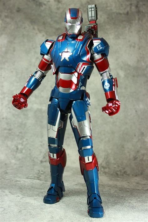 Hottoys アイアンマン3 アイアン・パトリオット レビュー！！ MarkⅦのホットトイズブログ Hottoysは量産された芸術だっ！！！！